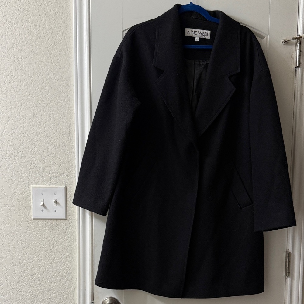 Nine West Women's Elegant Black Blazer